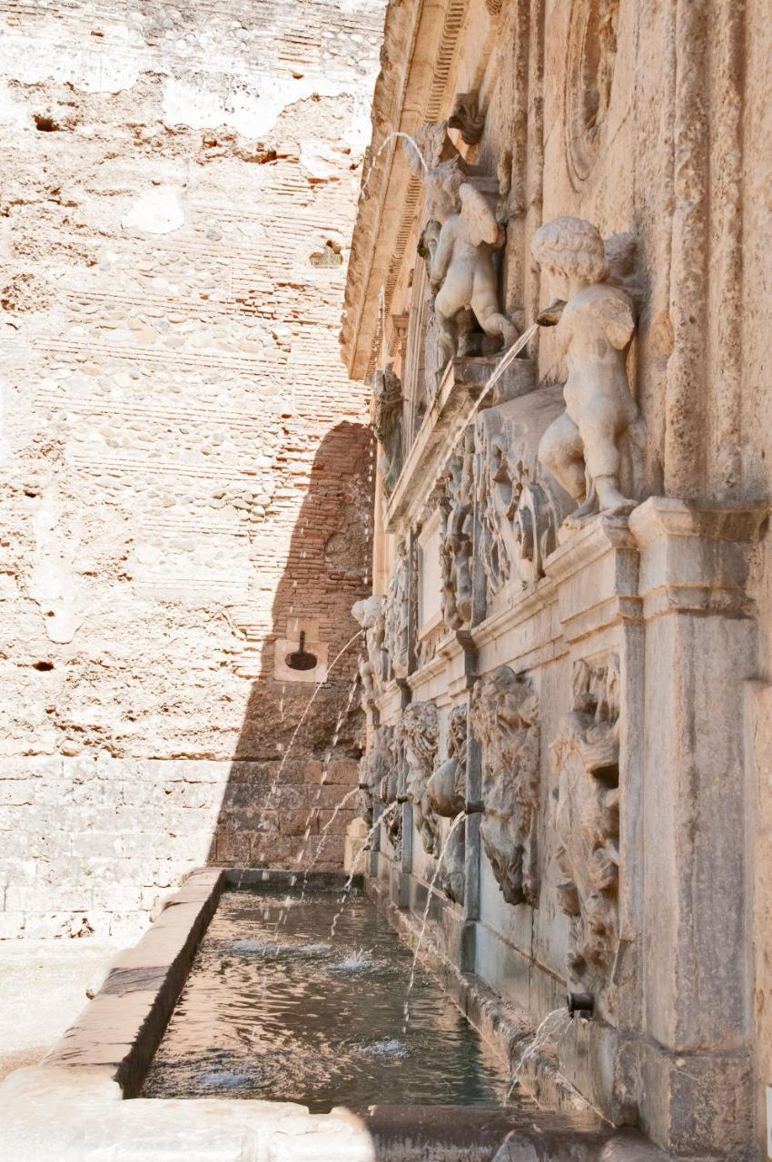 El Pianista De La Alhambra Granada Exterior photo